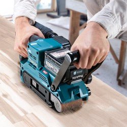 Makita BS001GZ01 40V Cordless Belt Sander – High Performance Finish