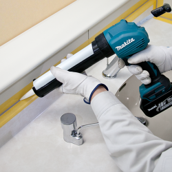 MAKITA DCG180 18V Cordless Caulking Gun | High Power & Precise Control