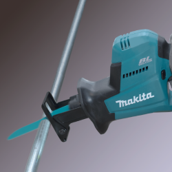 Makita DJR189Z 18V Cordless Recipro Saw Compact High-Efficiency Cutting