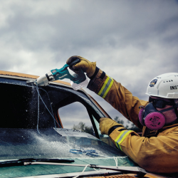 Makita DJS800Z Cordless Cement Shear 13mm for Fast Panel Cutting