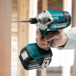Makita DTD156RF DTD156Z 18V Cordless Impact Driver High-Torque Power