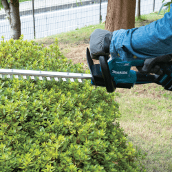 Makita DUH506Z 18V Hedge Trimmer – Lightweight, Efficient Garden Trimming