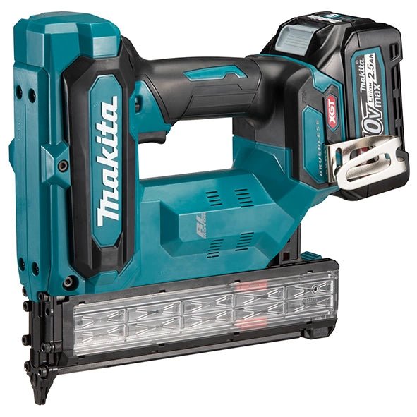 Makita FN001GD101 / FN001GZ 40V Cordless Brad Nailer (40mm)
