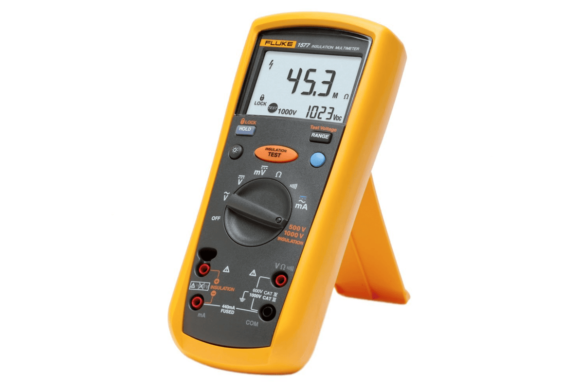 Fluke 1577 insulation tester with tilt stand – hands-free bench testing display