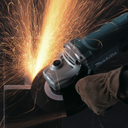 Makita GA7050 180mm Angle Grinder 2000W | Heavy Duty
