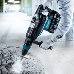 Makita HR006GZ Cordless Rotary Hammer 52mm 40Vx2 – Heavy Duty Power