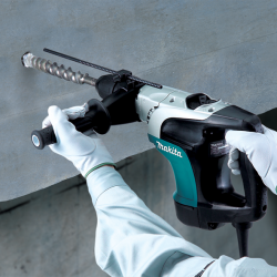 Makita HR4002 40mm Rotary Hammer Heavy Duty SDS-Max Tool