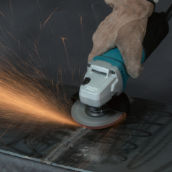 Makita M0910B 100mm Angle Grinder – High Speed Compact Cutter MAKITA