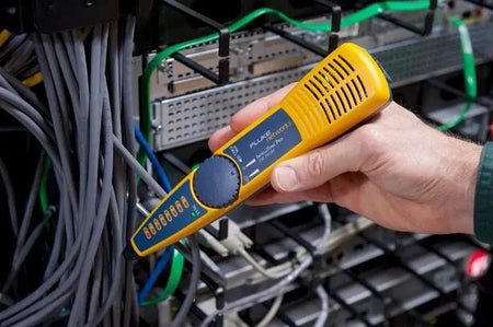 fluke intellitone pro 200 toner and probe kit front view