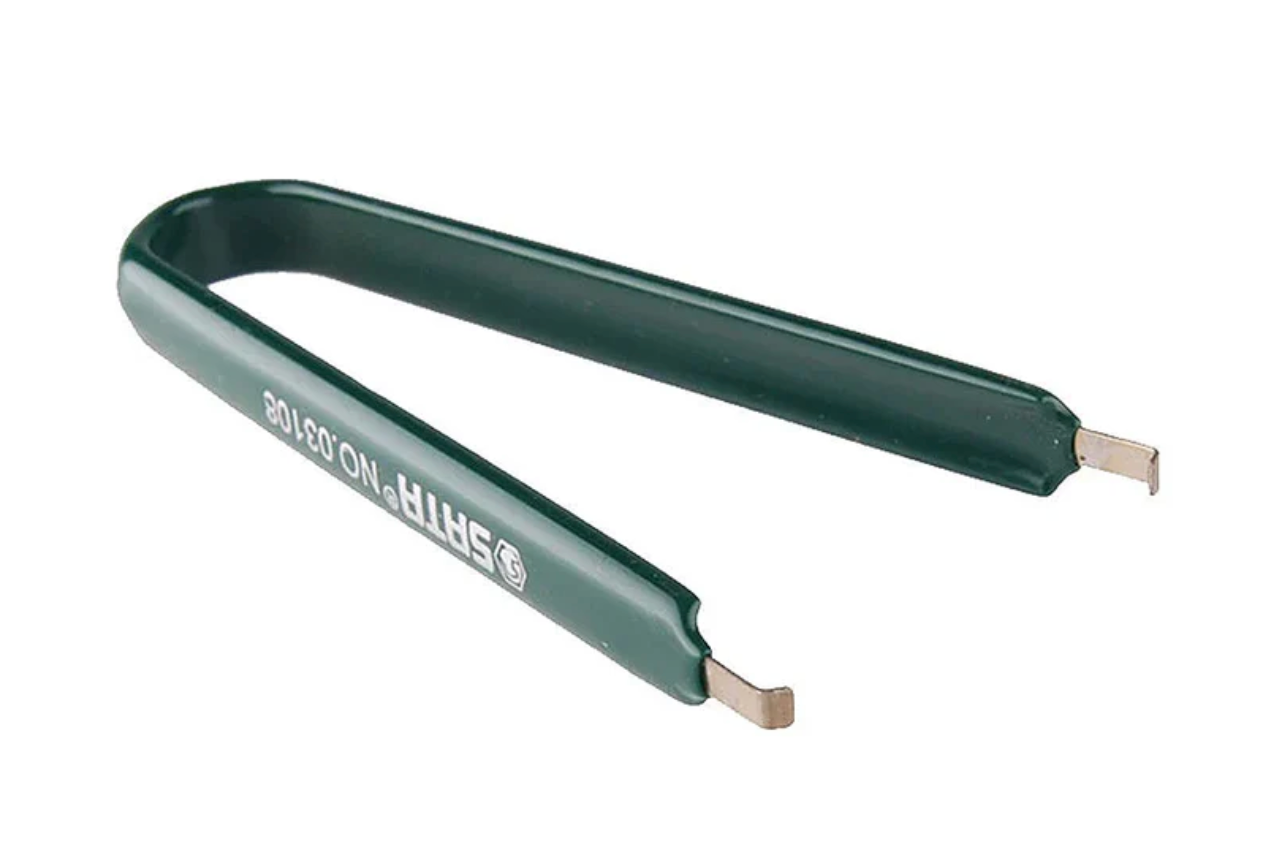 SATA 03107/03108 chip extractor pullers for PLCC (20-84 pin) & IC (8-24 pin) components. Spring-assisted, one-hand operation, safe removal.