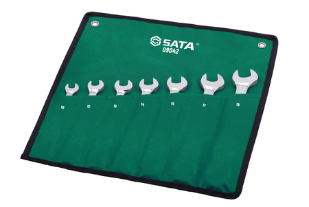 SATA 09042 7-piece flex head ratcheting wrench set, metric 10-19mm. Pivoting head for improved access in tight spaces.