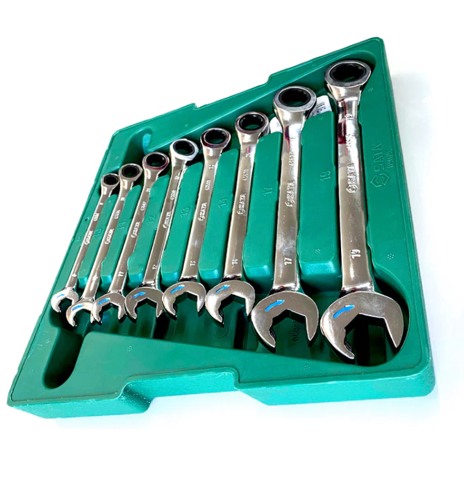 SATA 09079 8-piece combination ratcheting wrench set, metric 8-19mm. Fast, efficient fastening for everyday use.