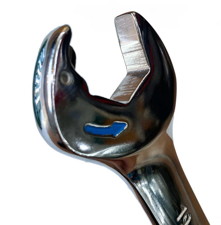 SATA 09079 8-piece combination ratcheting wrench set, metric 8-19mm. Fast, efficient fastening for everyday use.