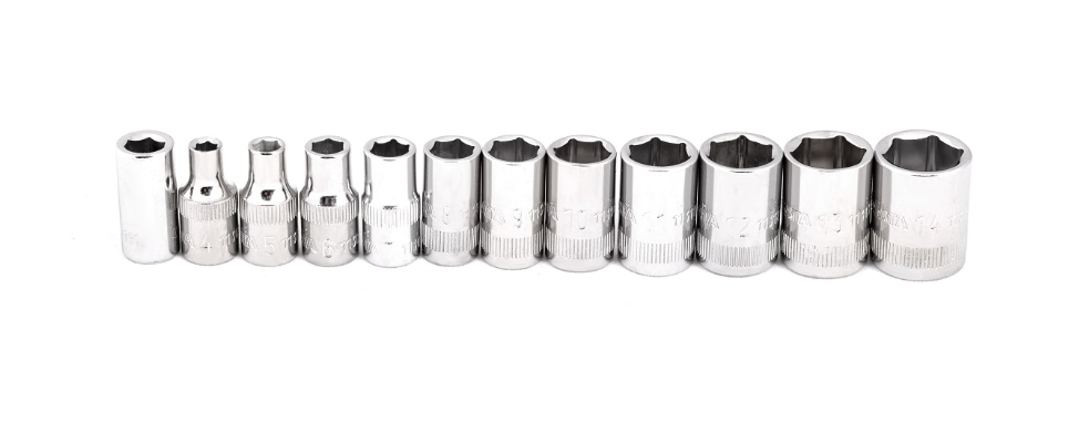 Get precision with the SATA 09521 21-piece 1/4" drive metric socket set. Includes ratchet, extension, and various bits in a compact, organized storage case.