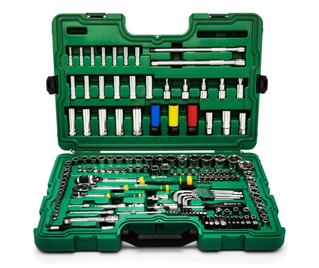 Master any job with the SATA 09546G 180-piece metric ratchet & socket set. Includes 1/4", 3/8", and 1/2" drives in a robust, organized storage case.