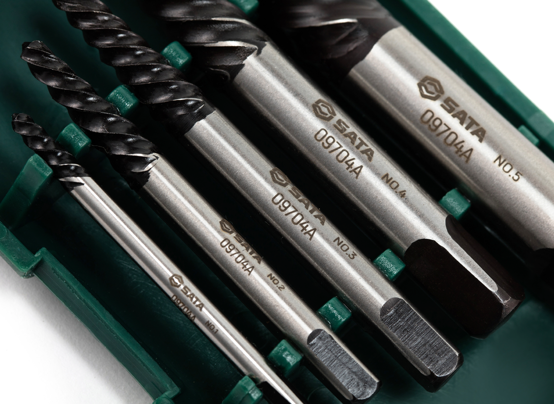 Easily remove broken screws with the SATA 09704A 5-piece coarse threaded extractor set. Reliable performance for tough extraction tasks. Shop now.