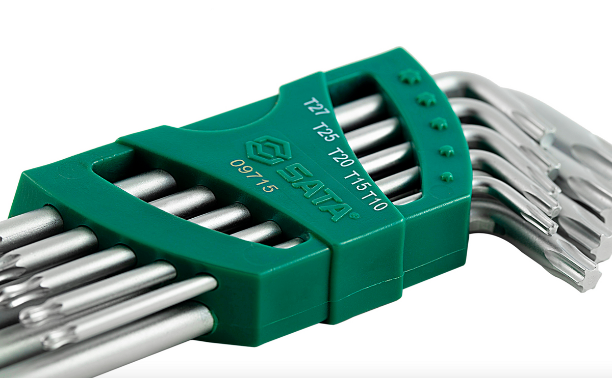 Master tight spaces with the SATA 09715 9-piece long arm ball point Torx® key set. Durable S2 steel, rust-resistant finish, and versatile tilting operation.