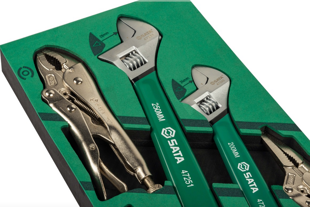 The SATA 09909A 5-piece clamping set includes essential wrenches and locking pliers. Durable tools perfect for professional automotive and mechanical repairs.