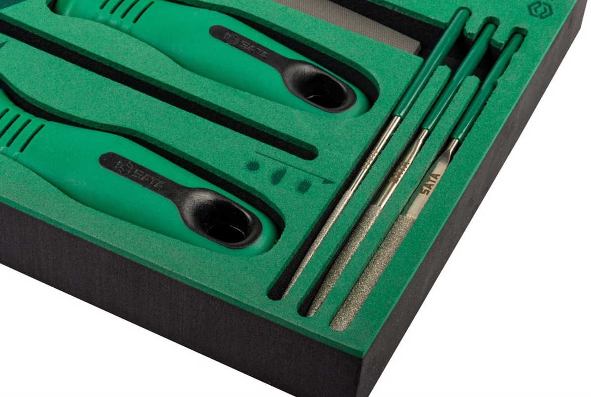 Complete your workshop with the SATA 09910A 8-piece file set. Includes various 8" files and needle files for precision shaping. Perfect for professional use.