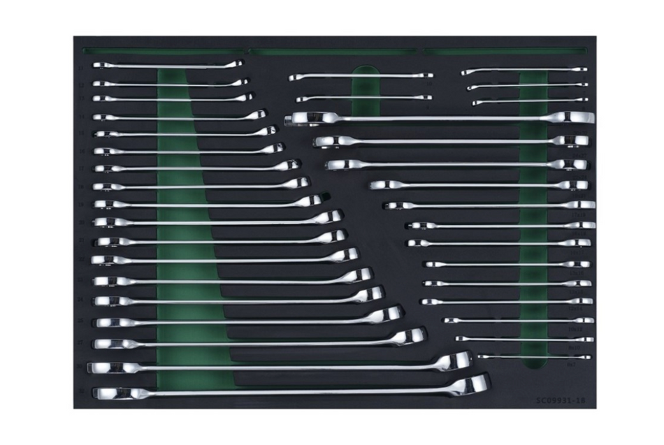 Equip your workshop with the SATA 09931 368-piece master tool set. Includes a 7-drawer trolley and professional repair tools for daily maintenance.