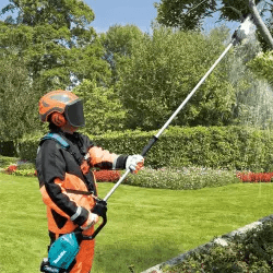 Makita UA003GM102 / UA003GZ01 40V Cordless Pole Saw | XGT Series