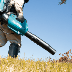 Makita UB001CZ Battery Powered Blower – High Airflow Cordless Power