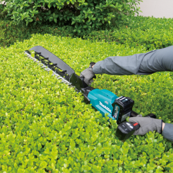 Makita UH014GM101 / UH014GZ 40V Cordless Hedge Trimmer