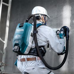 Makita VC009GZ 40V Cordless Backpack Vacuum Cleaner – Powerful & Compact