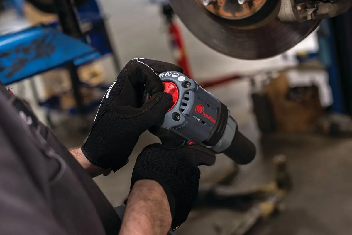 INGERSOLL-RAND W7152-K22 CORDLESS IMPACT WRENCH – Techno Tools