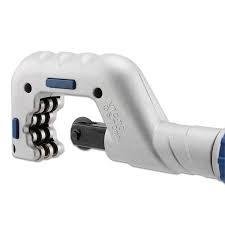 VALUE VTC-70 tube cutter big size(1/4-2-5/8)(6mm-70mm)tool alat potong paip tembaga airconditioner pipe cutter deburring Techno Tools & Equipment