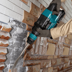 Makita DHK180Z 18V Cordless Power Scraper | Professional & Efficient